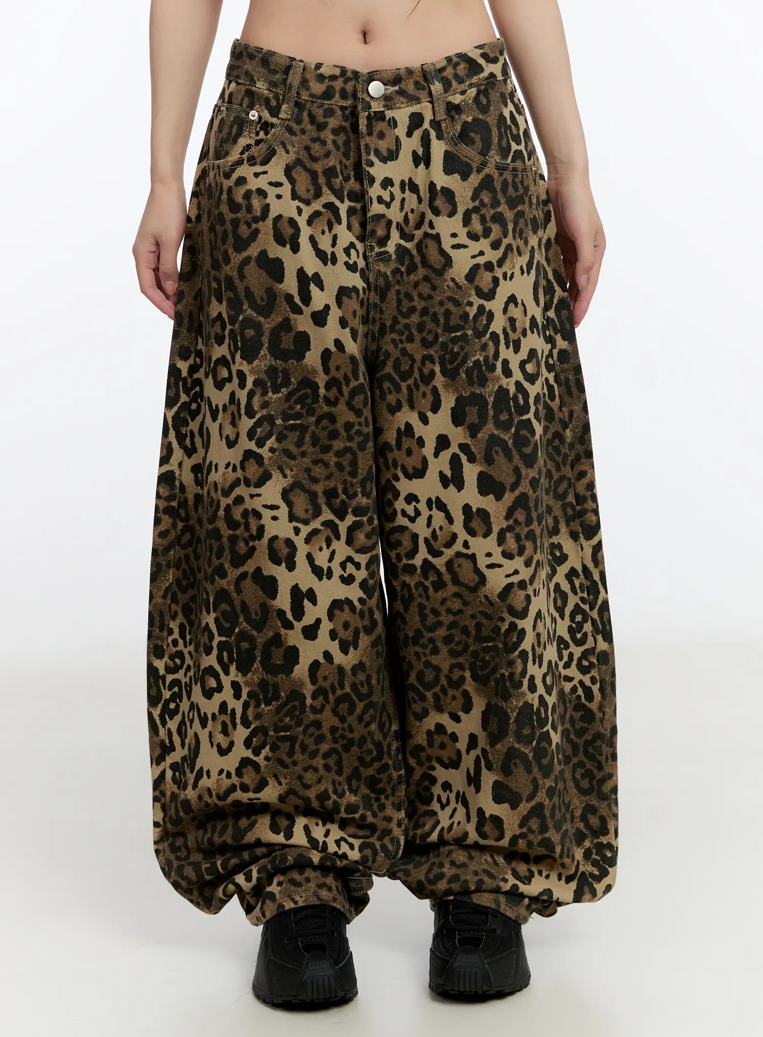Leopard Print Wide Leg Pants CN524 - Korean Women's Fashion | LEWKIN