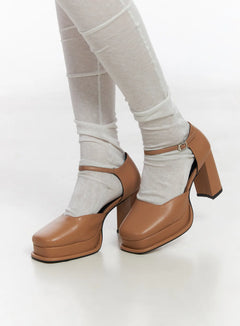 mary-jane-block-heels-cf506-1 / Beige