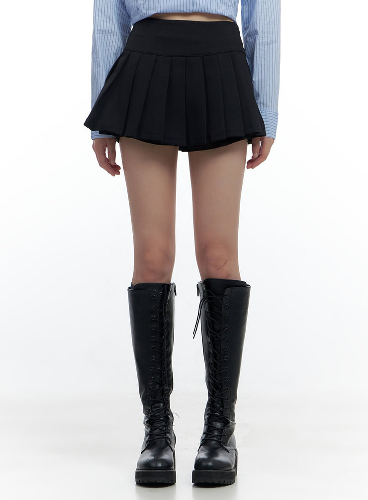 stylish-pleated-slit-mini-skirt-cs420 / Black