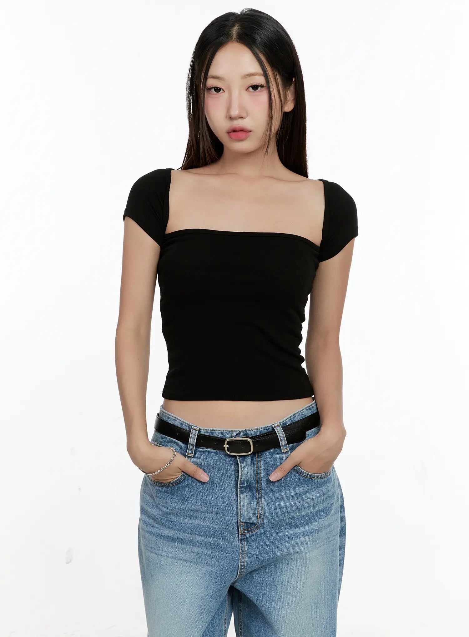 square-neck-crop-top-cl531 / Black