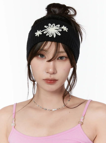 daisy-embroidered-headband-cy514 / Black