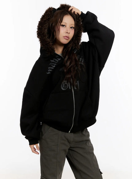 oversized-graphic-faux-fur-zip-hoodie-cn527 / Black