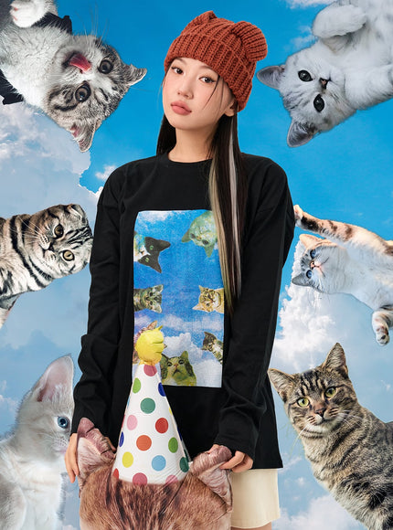 kitty-graphic-print-long-sleeve-top-io317 / Black