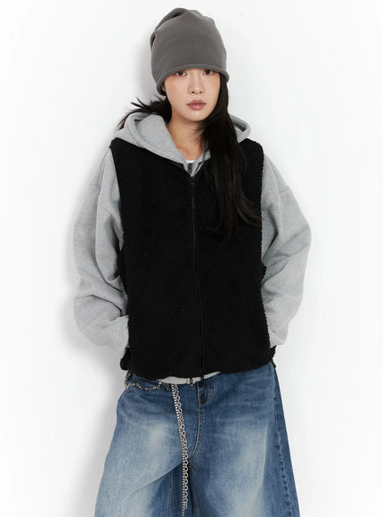 oversize-shearling-vest-cn528 / Black