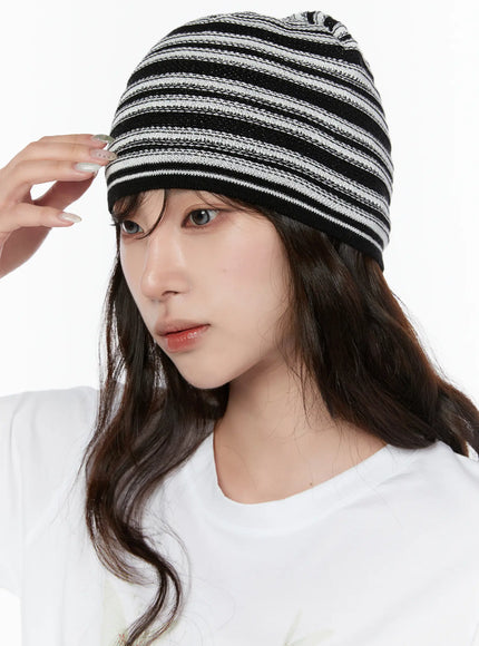 casual-striped-knit-beanie-cy514 / Black