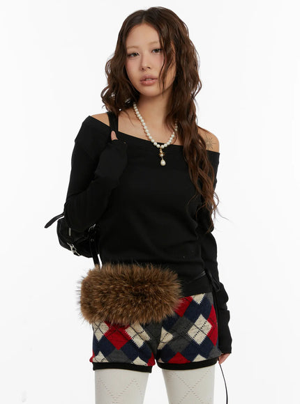 basic-off-shoulder-long-sleeve-top-cd512 / Black