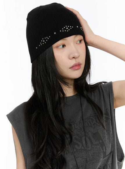 studded-knit-beanie-ca508 / Black