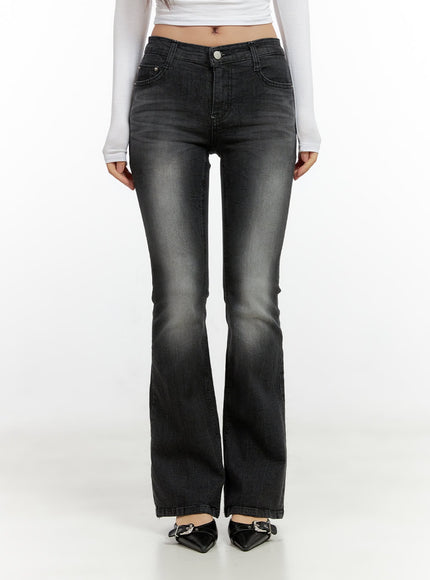 simone-slightly-flared-slim-jeans-cn406 / Black