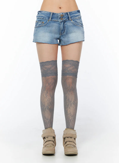 low-rise-two-button-denim-shorts-cy527 / Blue