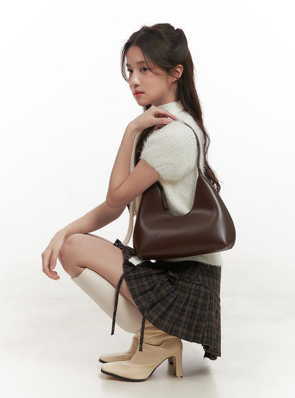 Essential Faux-Leather Shoulder Bag CJ514