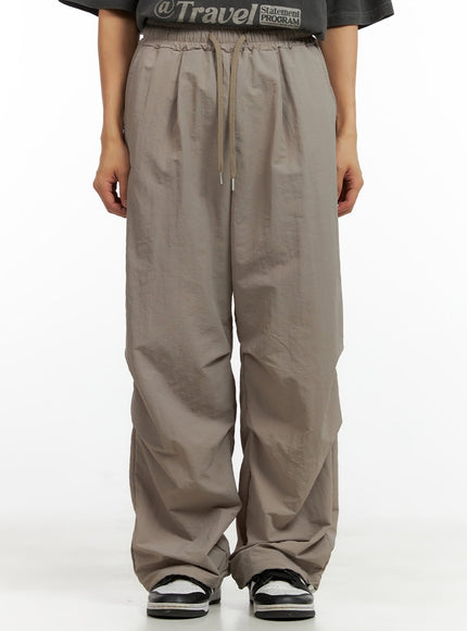 mens-pintuck-nylon-wide-fit-pants-cl429 / Dark beige