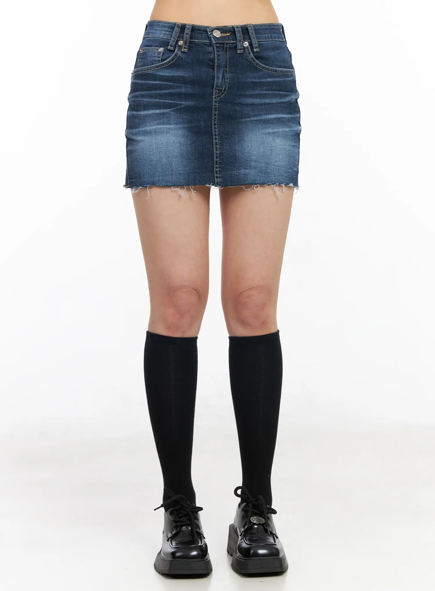 classic-frayed-hem-denim-mini-skirt-cm516 / Dark blue