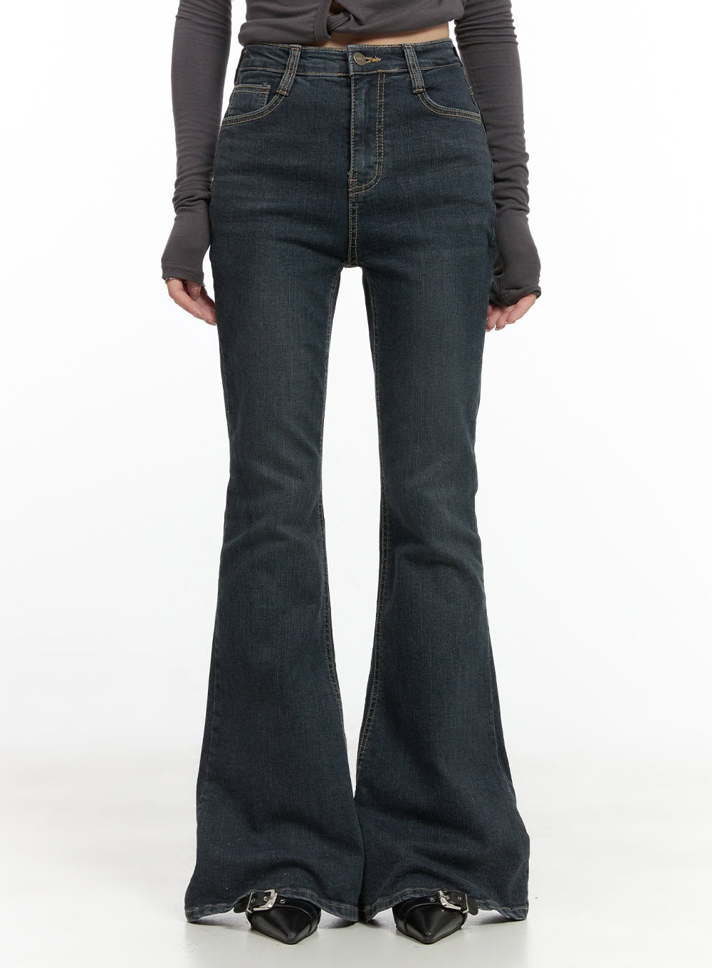 LEWKIN Zadie Slim Washed Denim Bootcut Jeans CG421 in dark blue, front view on model, high-waist slim fit with wide flare hem, washed cotton-spandex denim, paired with dark grey long-sleeve top and black boots.