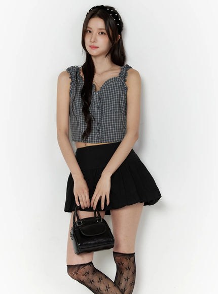 frill-detail-checkered-sleeveless-crop-top-cu522 / Dark gray