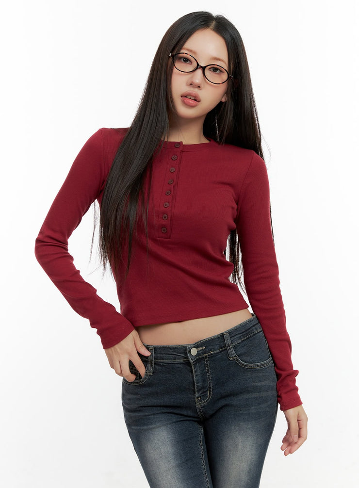 solid-buttoned-long-sleeve-top-cn404 / Dark red