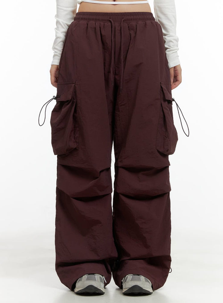 pintuck-nylon-cargo-pants-cg423 / Dark red