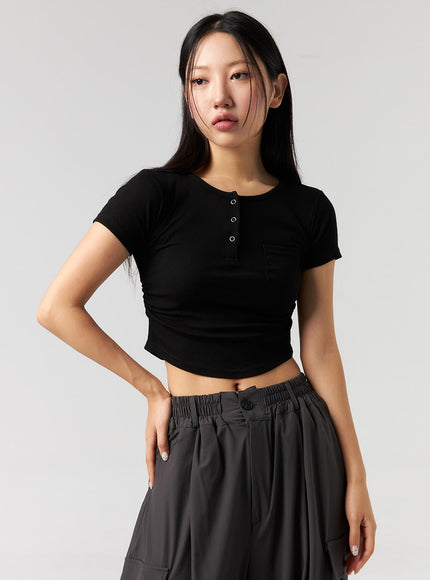 snap-button-cropped-tee-cl326