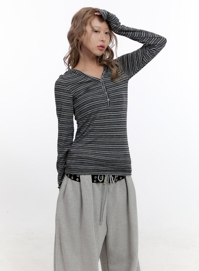 stripe-hooded-button-up-top-cn425 / dark gray