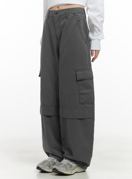 Relaxed Fit Cargo Pants CS410