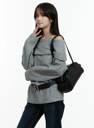 fleece-ribbed-off-shoulder-knit-top-cd523 / Gray