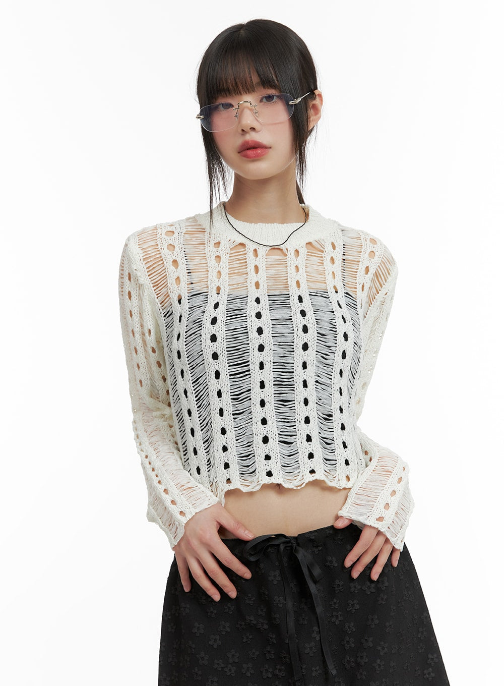 hollow-out-see-through-cropped-sweater-ca412 / Light beige