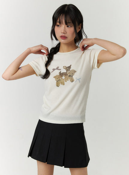 animal-graphic-short-sleeve-tee-cf407 / Light beige
