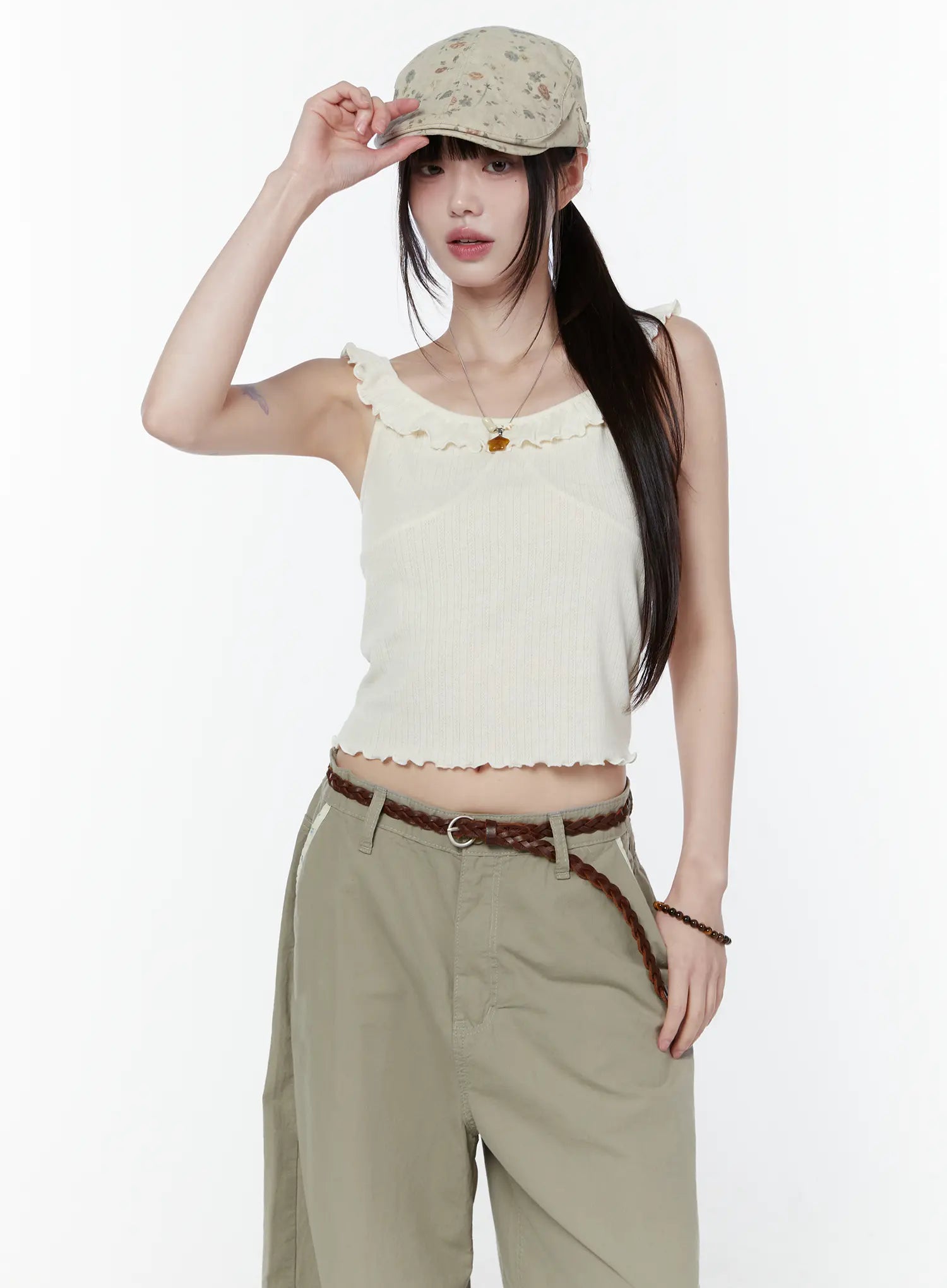 romantic-frilled-sleeveless-top-cu508 / Light beige