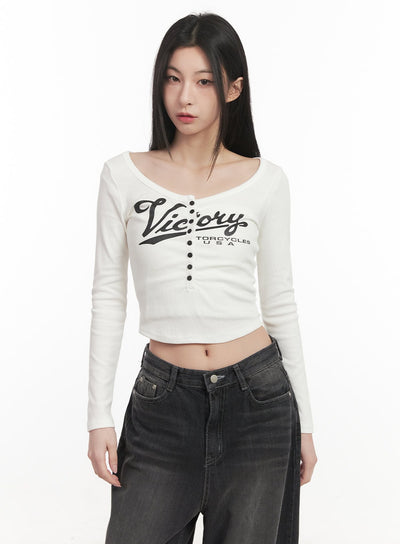 buttoned-slim-fit-crop-top-cf514 / white