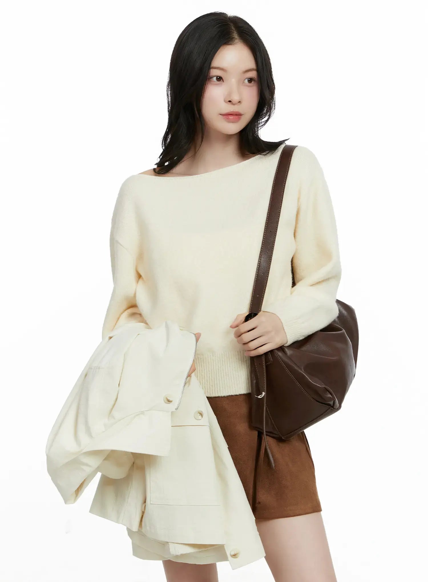 elegant-boat-neck-knit-sweater-f502 / Light beige