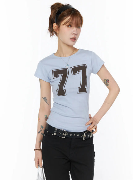 retro-77-graphic-t-shirt-cy527 / Light blue