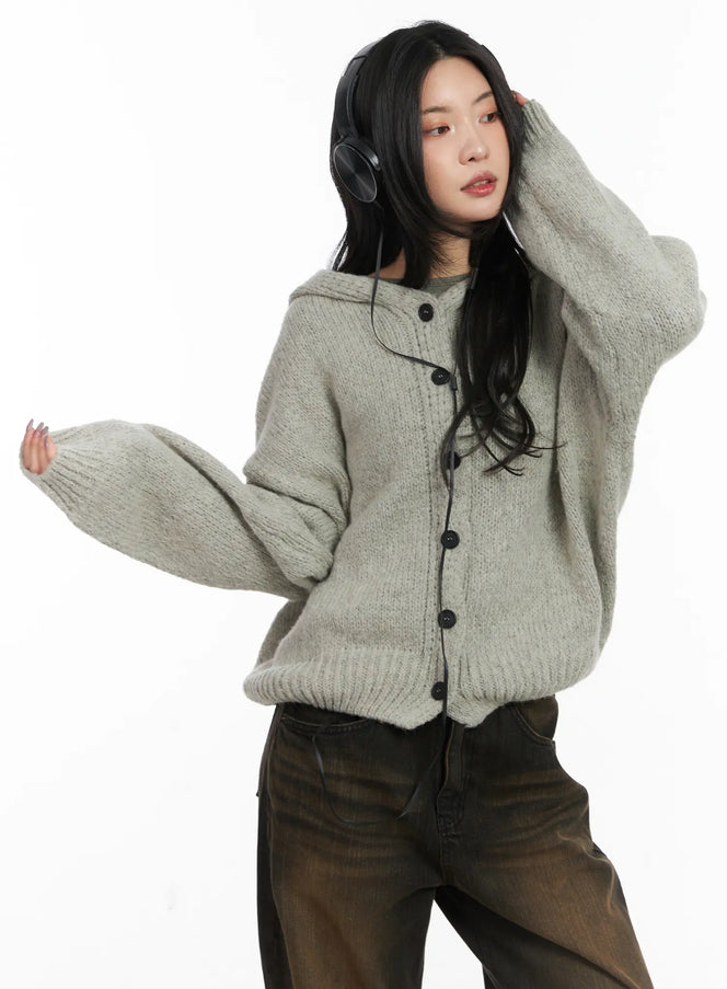cozy-button-up-knit-hoodie-cd508 / Light green