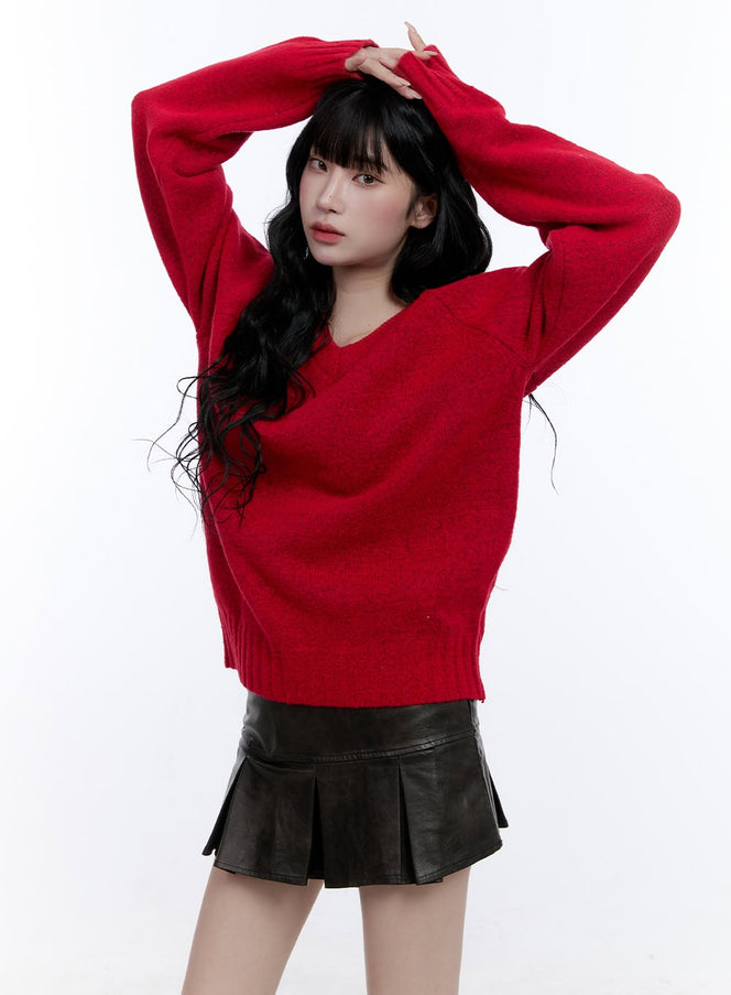 soft-knit-v-neck-sweater-cd420 / Red