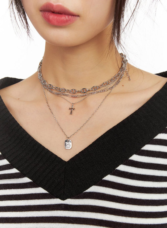 dine-cross-four-string-necklace-cj502 / silver