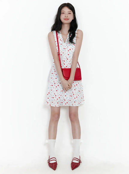patterned-v-neck-sleeveless-mini-dress-ca509 / White