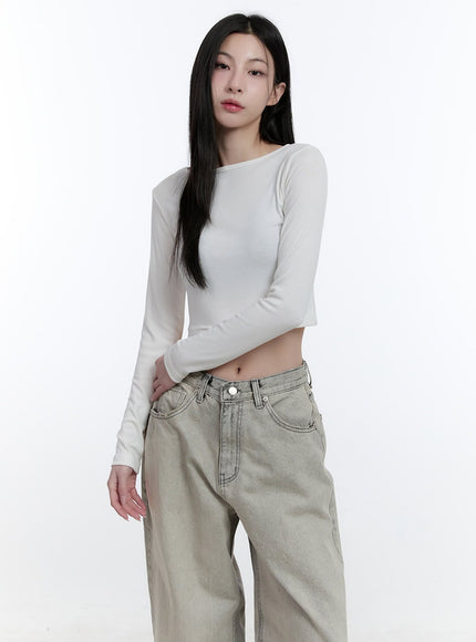 essential-slim-fit-long-sleeve-crop-top-cj520 / White