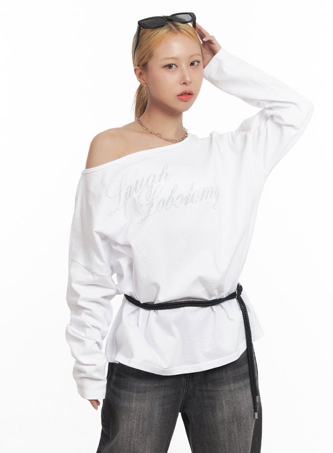 graphic-oversized-one-shoulder-top-cm505 / White