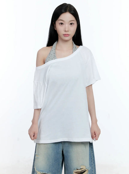 off-shoulder-loose-fit-tee-cg501 / White