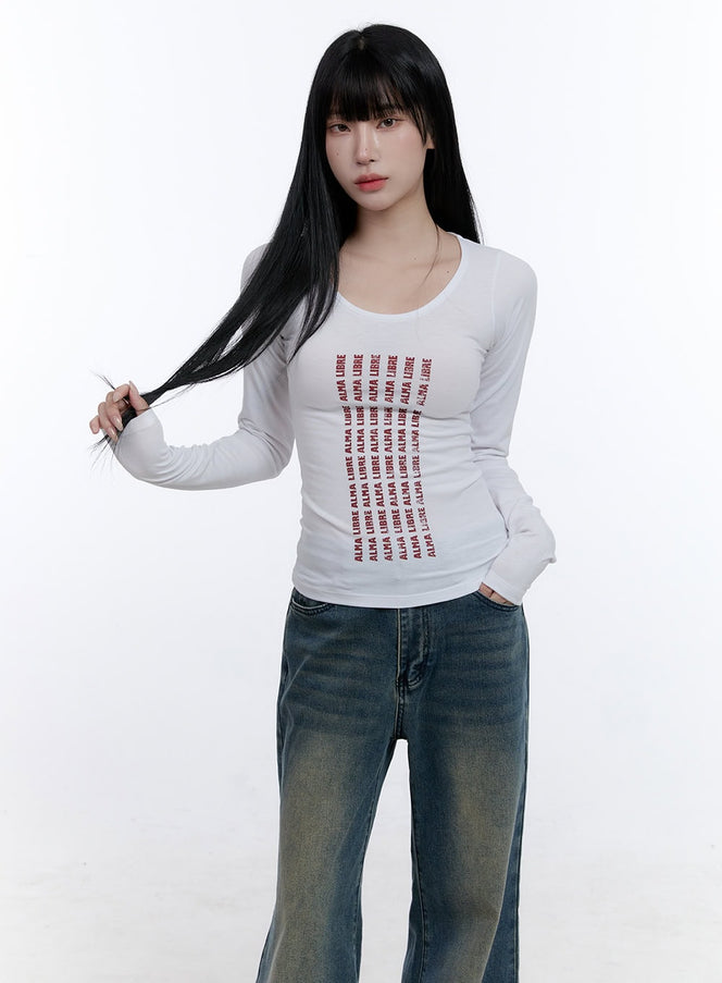 graphic-lettering-slim-fit-long-sleeve-top-cd419 / White