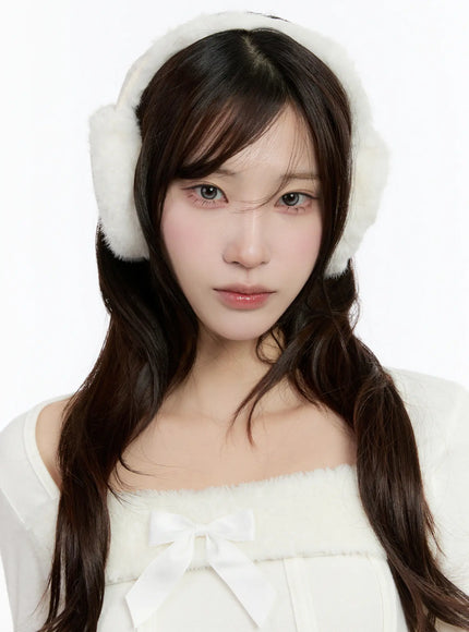 cozy-faux-fur-ear-warmers-cn524 / White