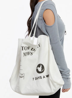 graphic-print-canvas-tote-bag-cn527 / White