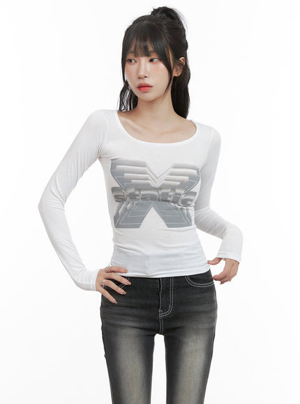 graphic-u-neck-long-sleeve-top-cg421 / White