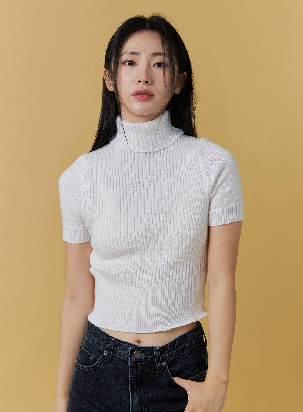 turtle-neck-short-sleeve-top-oo331 / White