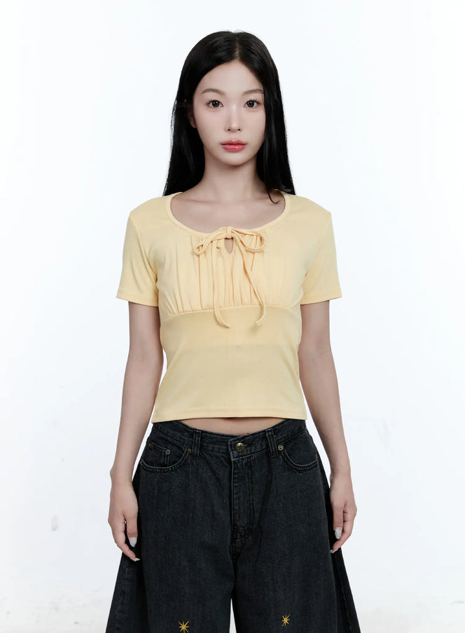 ruched-ribbon-cropped-tee-cg507 / Yellow