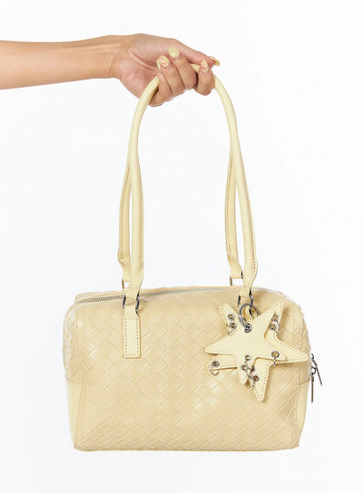vegan-leather-shoulder-bag-with-keychain-cu517 / Yellow