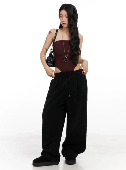 sleek-cutout-tube-top-in528