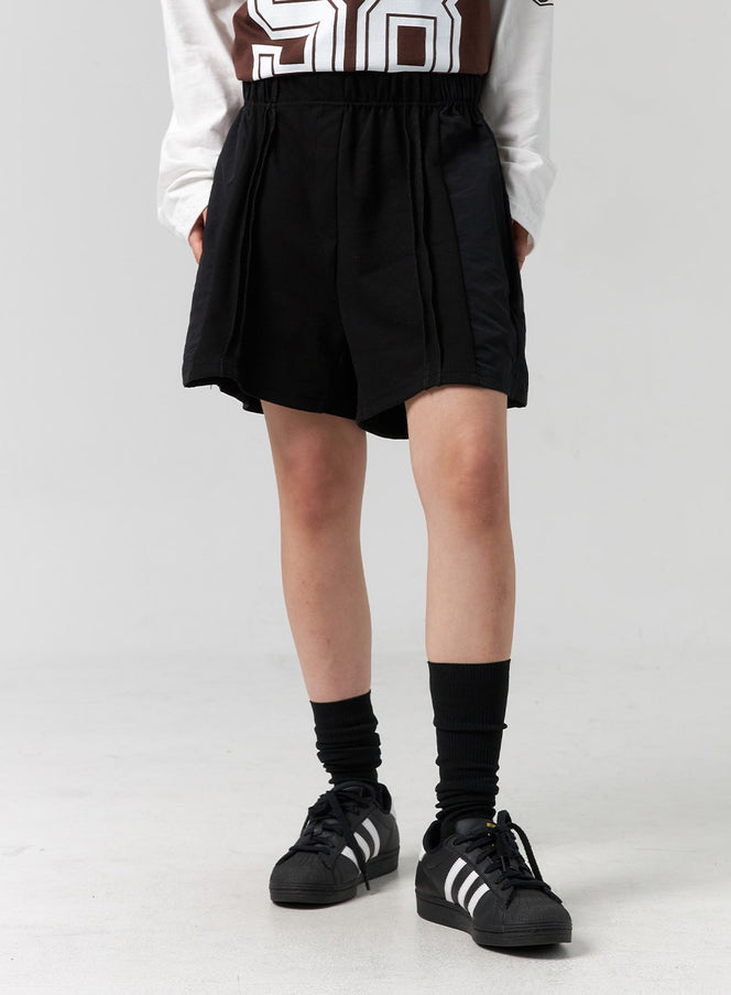 wide-bermuda-sweatshorts-cg330