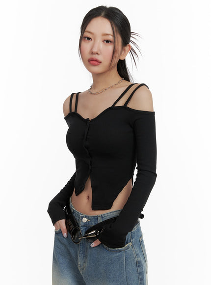 cold-shoulder-button-ribbed-crop-top-ca416