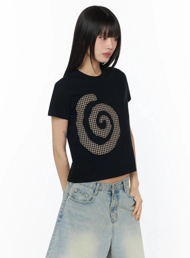 retro-spiral-graphic-tee-iy525