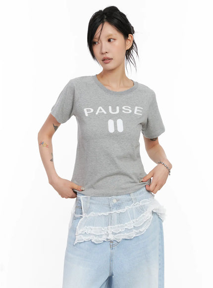 pause-graphic-cropped-tee-cl528