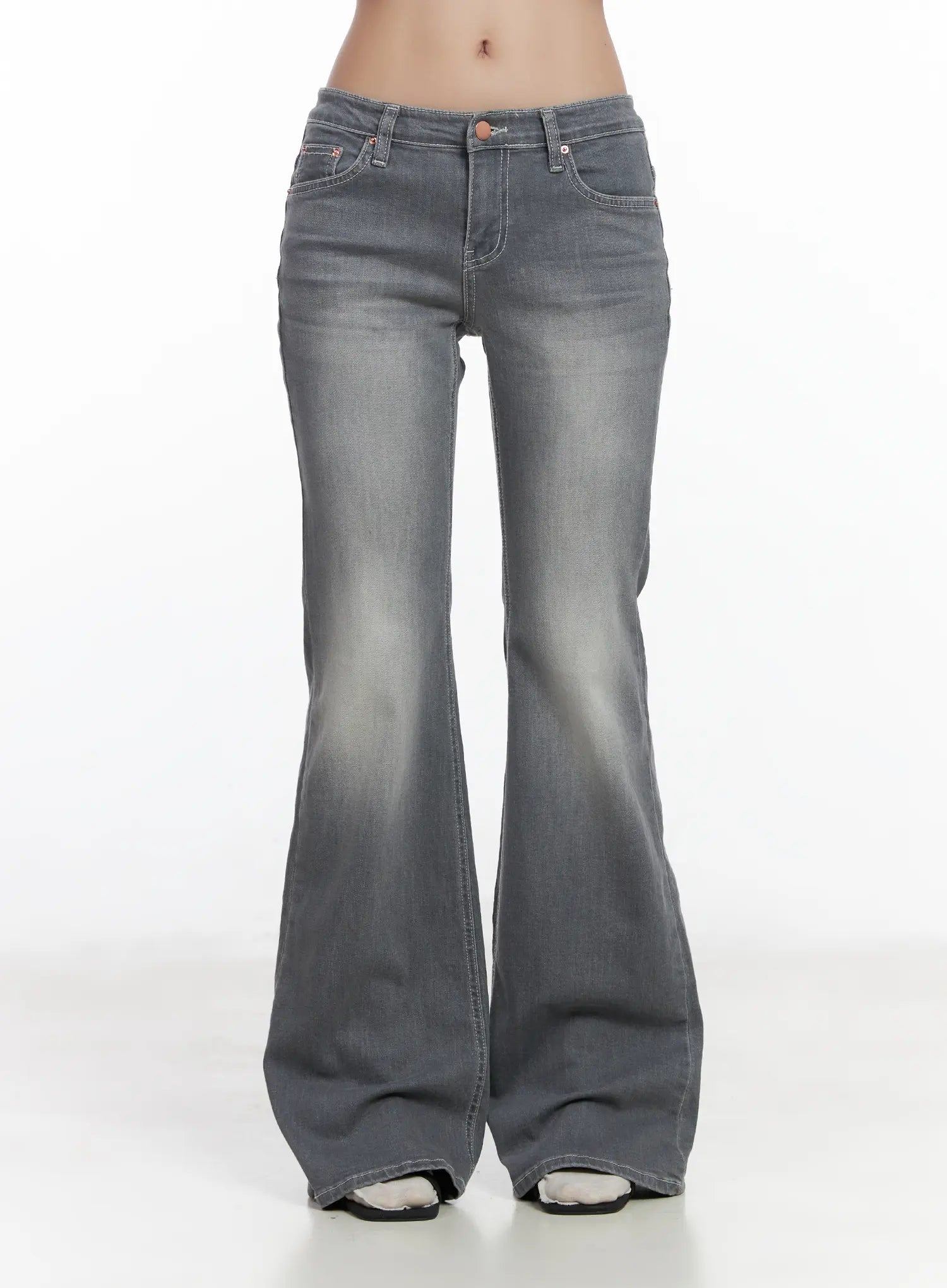 yuki-loose-fit-washed-bootcut-flared-jeans-cj530